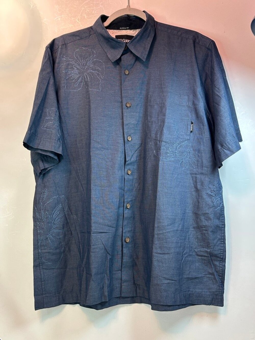 Billabong AlohaFit Bamboo Blend Hawaiian CampShirt Blue Floral Embroidered Large